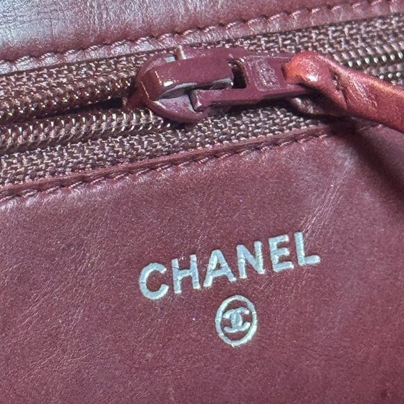 💎✨Rare color - Vintage Chanel Wallet on Chain, 2009 Burgundy - Picture 5 of 7